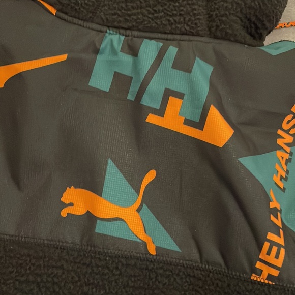 Puma X Helly Hansen Vest - Picture 7 of 7